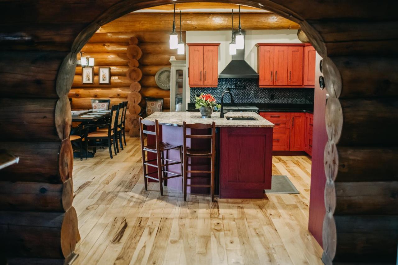 The Lodge At Lakeshore Belle River Esterno foto