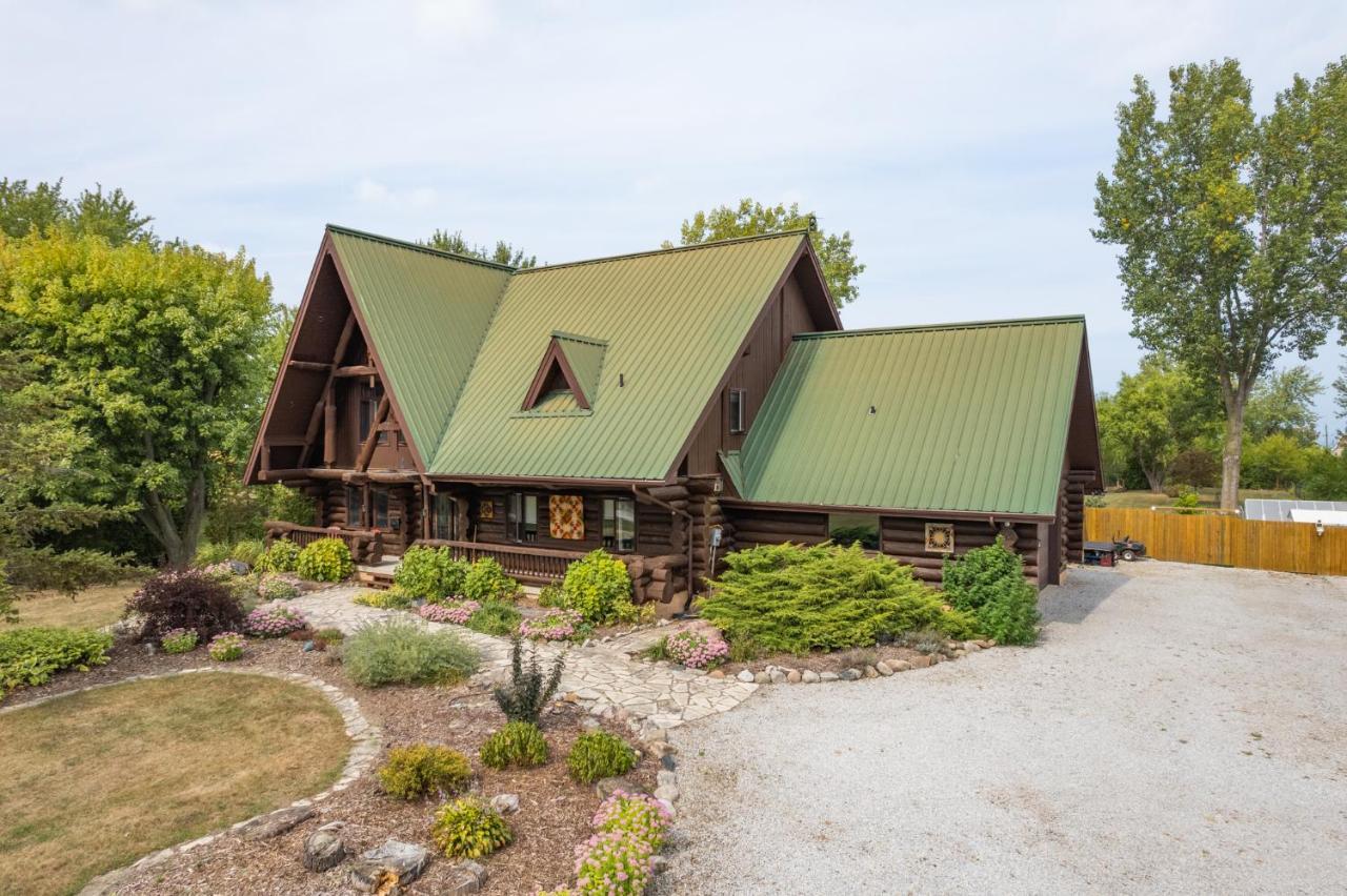 The Lodge At Lakeshore Belle River Esterno foto